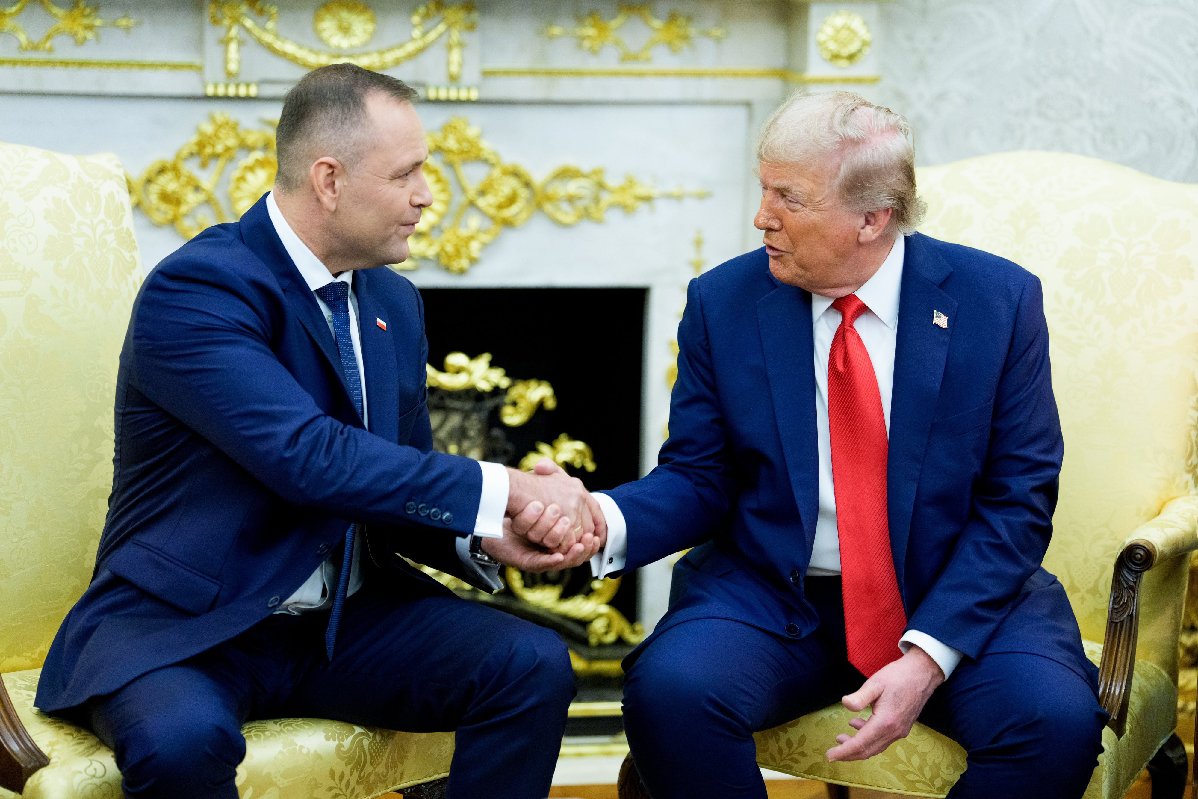 Tusk warns Nawrocki against being 'dragged into a cage' during US visit