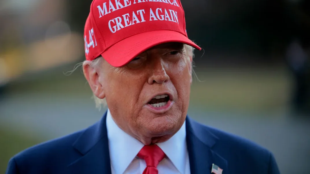 Президент США Дональд Трамп під час розмови з журналістами після суперечки із президентом України Володимиром Зеленським, 28 лютого 2025 року