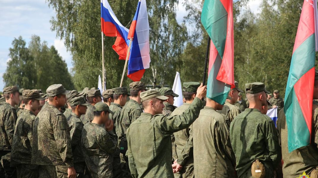 Ілюстративне фото. Білоруські й російські військові, які братимуть участь у спільних навчань «Захід-2025»