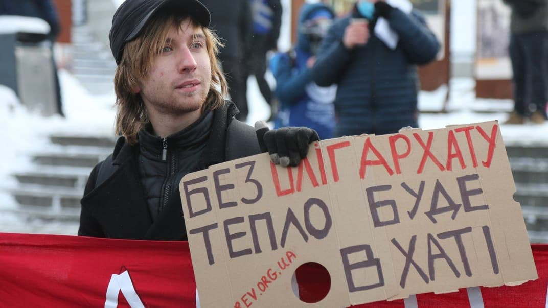 Участники акции протеста против повышения тарифов на коммунальные услуги на Майдане Независимости в Киеве, 15 января 2021 года. Общественная инициатива «СТОП ТАРИФНЫЙ ГЕНОЦИД» при поддержке движения #SaveФОП провела акцию протеста против повышения тарифов на коммунальные услуги