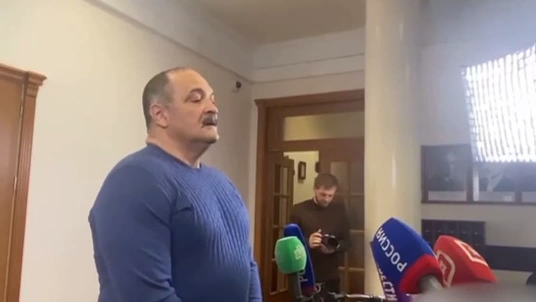 Глава Дагестану Сергій Меліков дає коментар російським ЗМІ