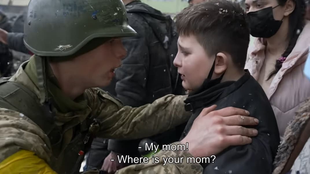 Кадр із трейлера фільму «20 днів у Маріуполі»