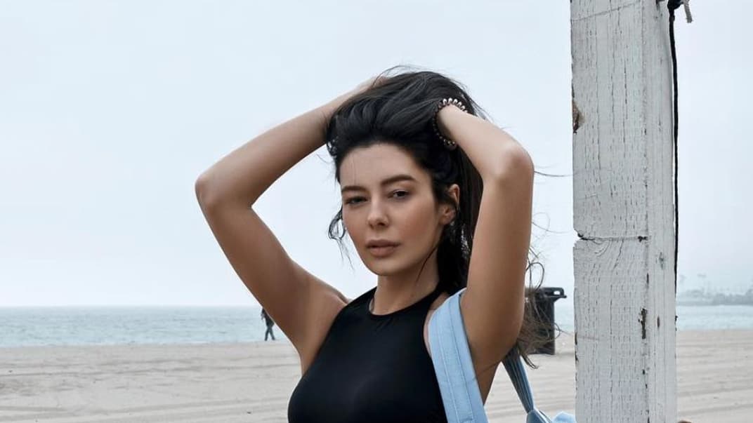 Блогерка Оксана Волощук (Ксюша Манекен)