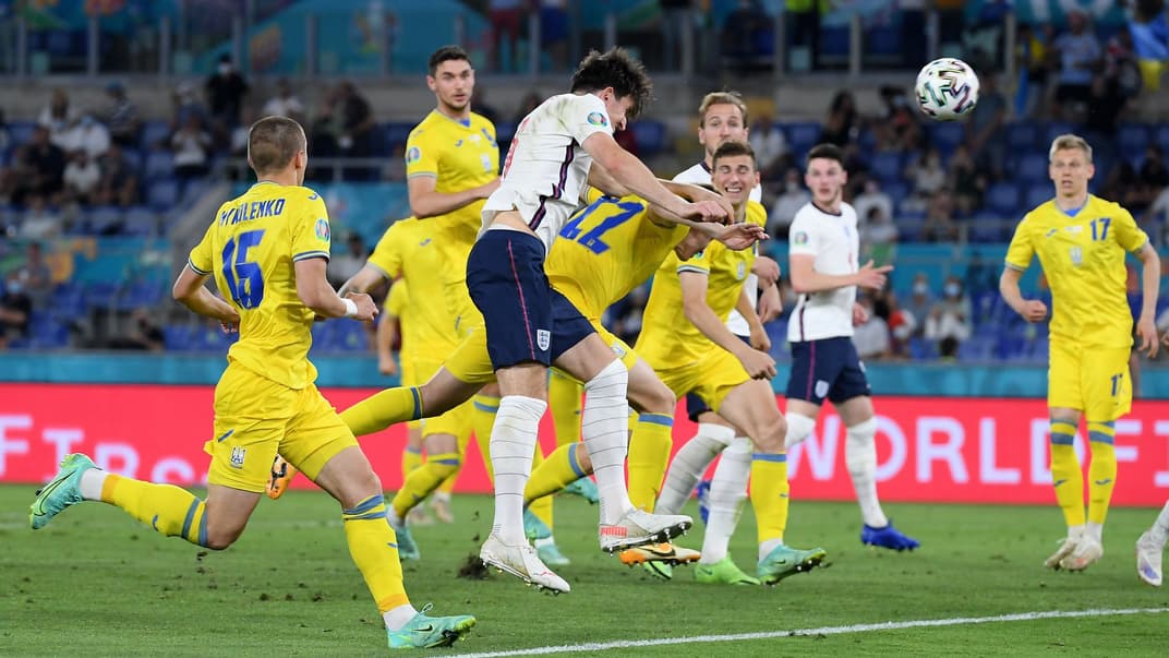 Центральний захисник національної збірної Англії Гаррі Магвайр на матчі чвертьфіналу Євро-2020 з футболу. Рим, Італія, 3 липня 2021 року