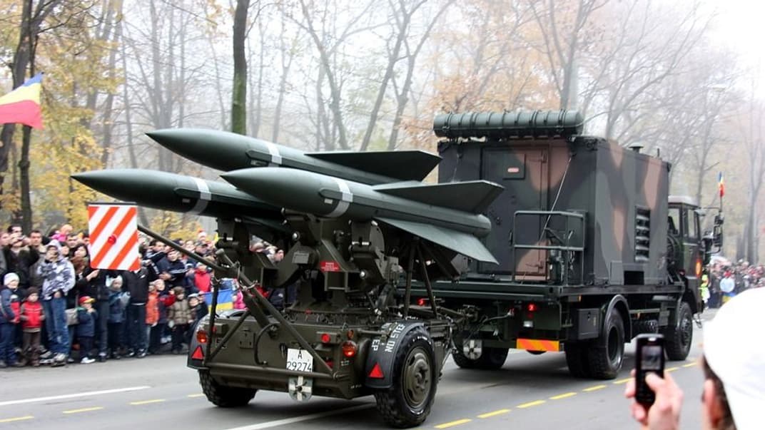 ЗРК Hawk на параді до Національного дня Румунії 1 грудня 2008 року