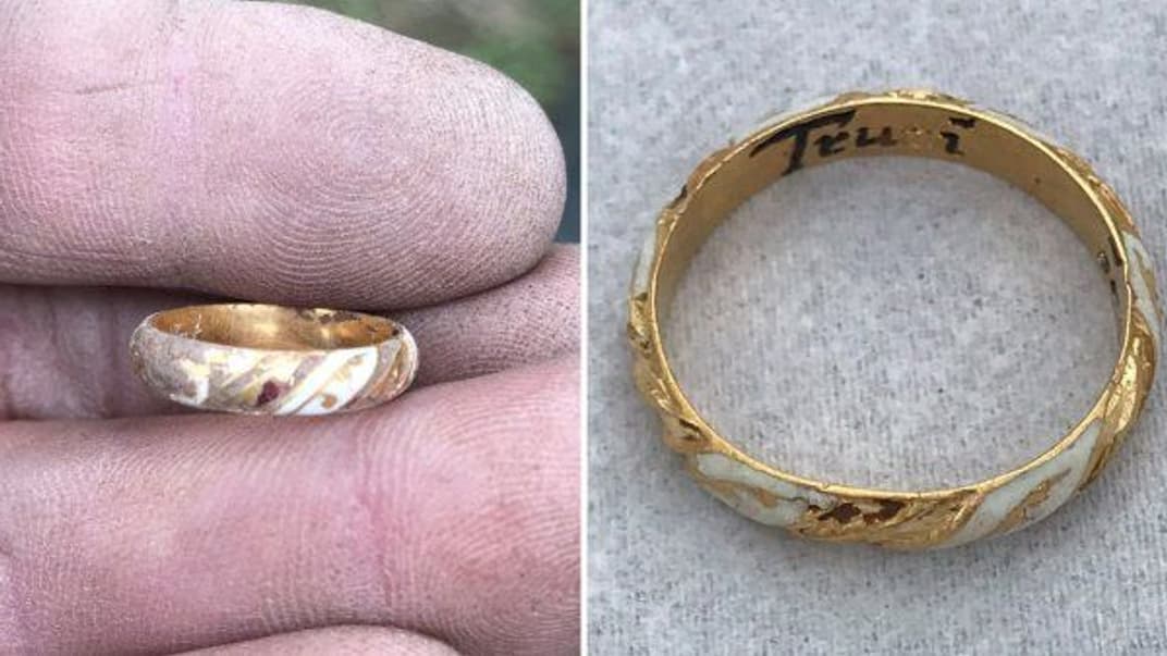 В Англії пенсіонерка знайшла каблучку, яка могла належати Шекспіру