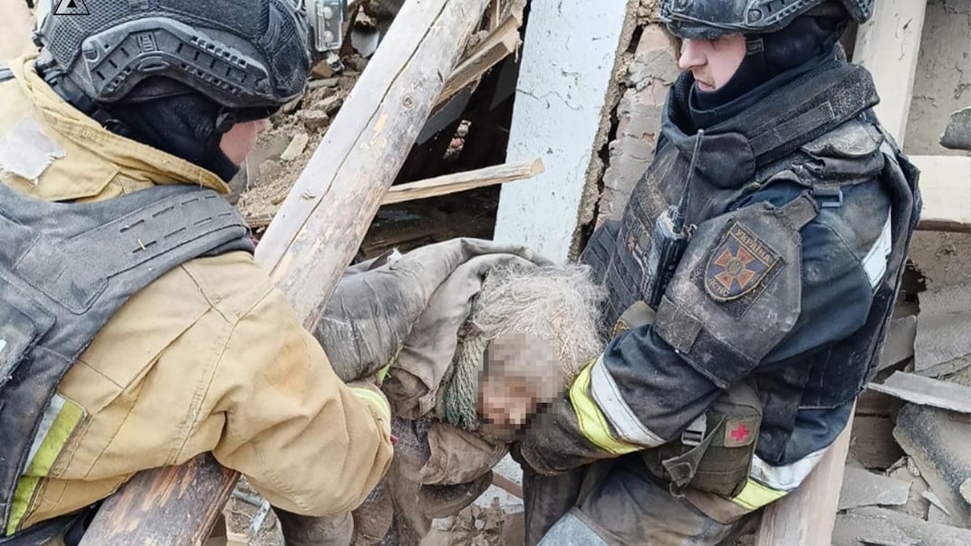 Надзвичайники врятували 71-річну жінку в місті Оріхів, 7 грудня 2025 року