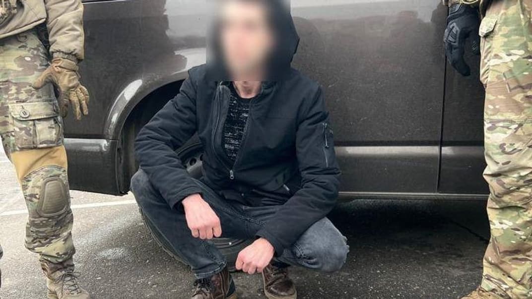 Момент задержания мужчины, которого приговорили к 15 годам заключения