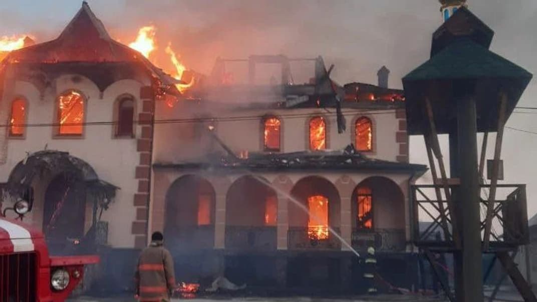 На Буковині згорів храм УПЦ, 24 квітня 2023 року