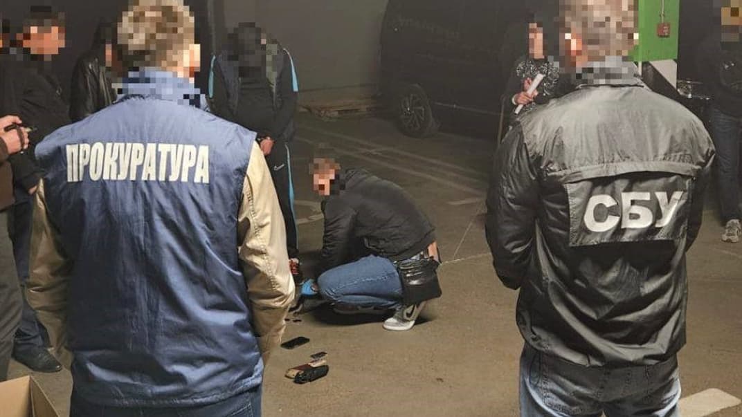 Задержание двух российских агентов, которые должны были организовать в Украине теракты