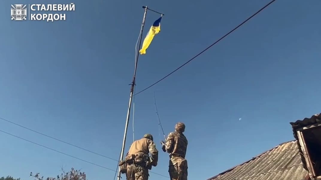 Бойцы «Стальной Границы» подняли украинский флаг в населенных пунктах Харьковской области