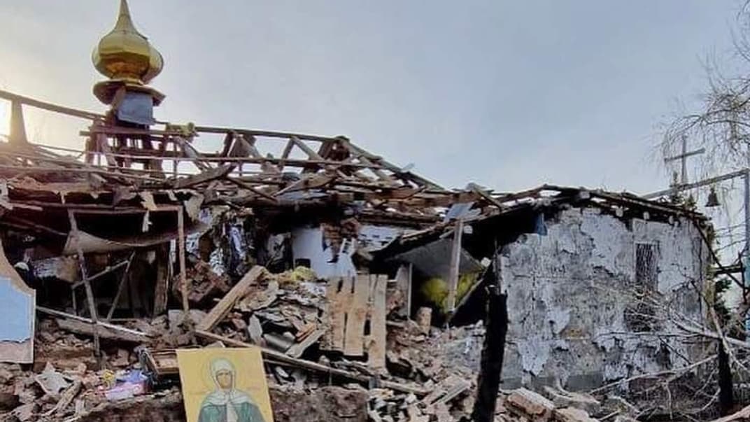 Последствия российского удара по храму в Запорожском районе, 16 апреля 2023 года