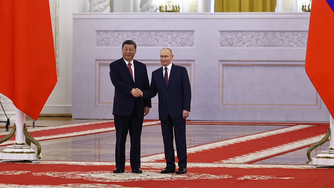 Глава рф володимир путін зустрічається у Кремлі з очільником Китаю Сі Цзіньпінем, 8 травня 2025 року