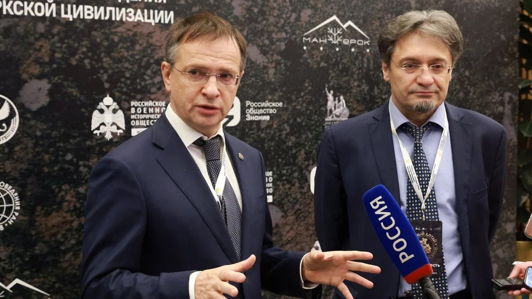 Голова російської делегація на переговорах у Стамбулі Володимир Мединський Голова російської делегація на переговорах у Стамбулі Володимир Мединський