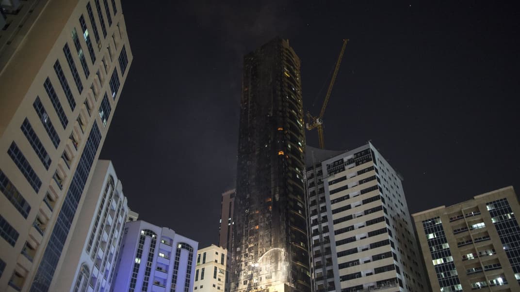 В одному з найбільших міст Об’єднаних Арабських Еміратів Шарджі сталася пожежа в 48-поверховому хмарочосі Abbco Tower, 5 травня 2020 року