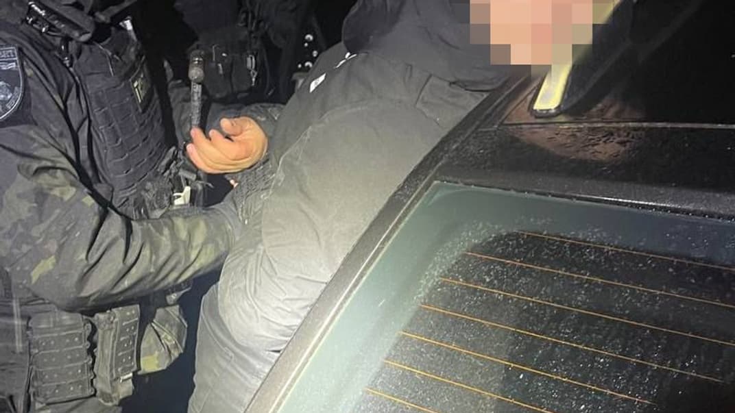 Задержанный полицейский