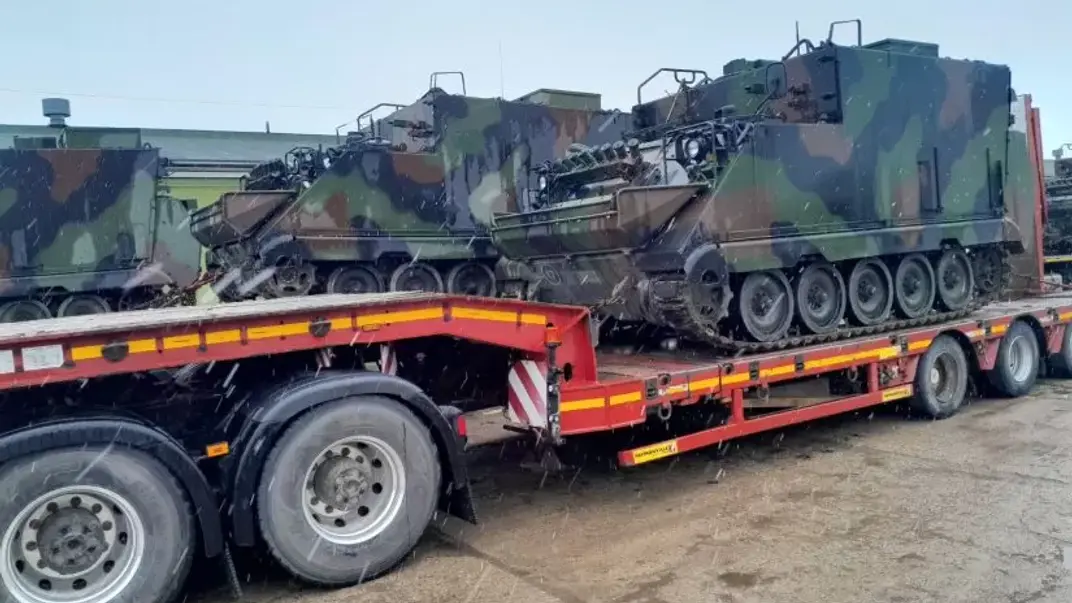 Командно-штабные машины М577. Фото: Минобороны Литвы