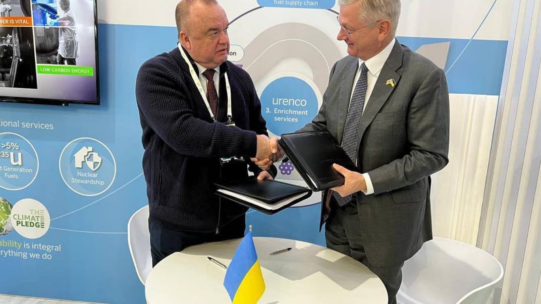 Президент «Енергоатому» Петро Котін та головний виконавчий директор Urenco Борис Шухт підписали контракт про постачання збагаченого уранового продукту для українських АЕС, 27 листопада 2023 року