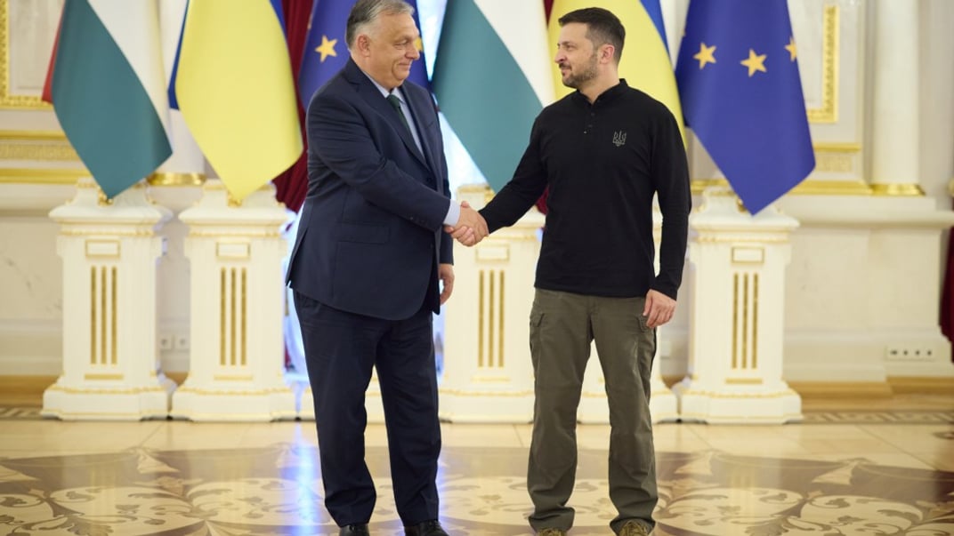 Зеленський про «мирну місію» Орбана: Не всі лідери можуть вести перемовини