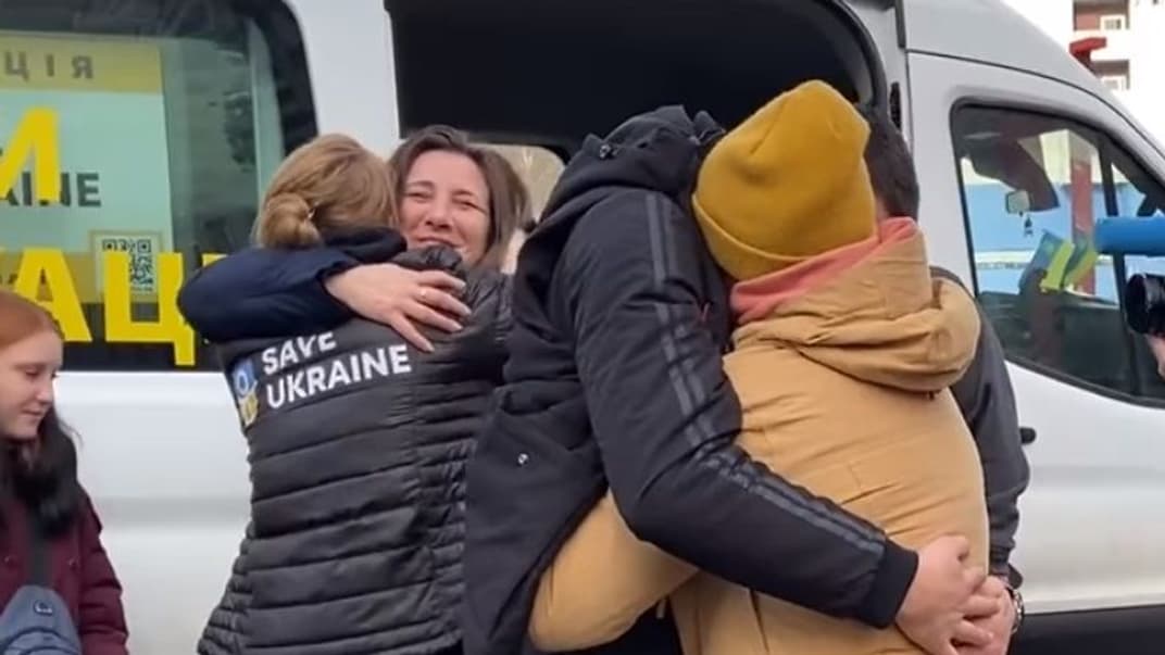 Еще 4 украинских детей удалось вернуть на подконтрольную территорию