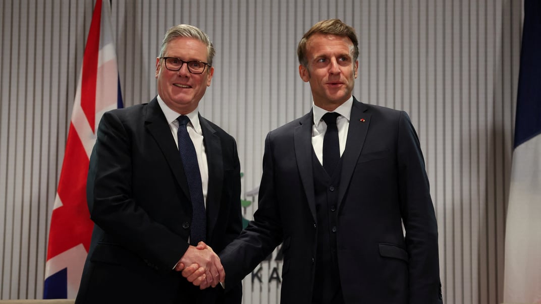 Прем'єр-міністр Великої Британії Кір Стармер і президент Франції Емманюель Макрон Прем'єр-міністр Великої Британії Кір Стармер і президент Франції Емманюель Макрон