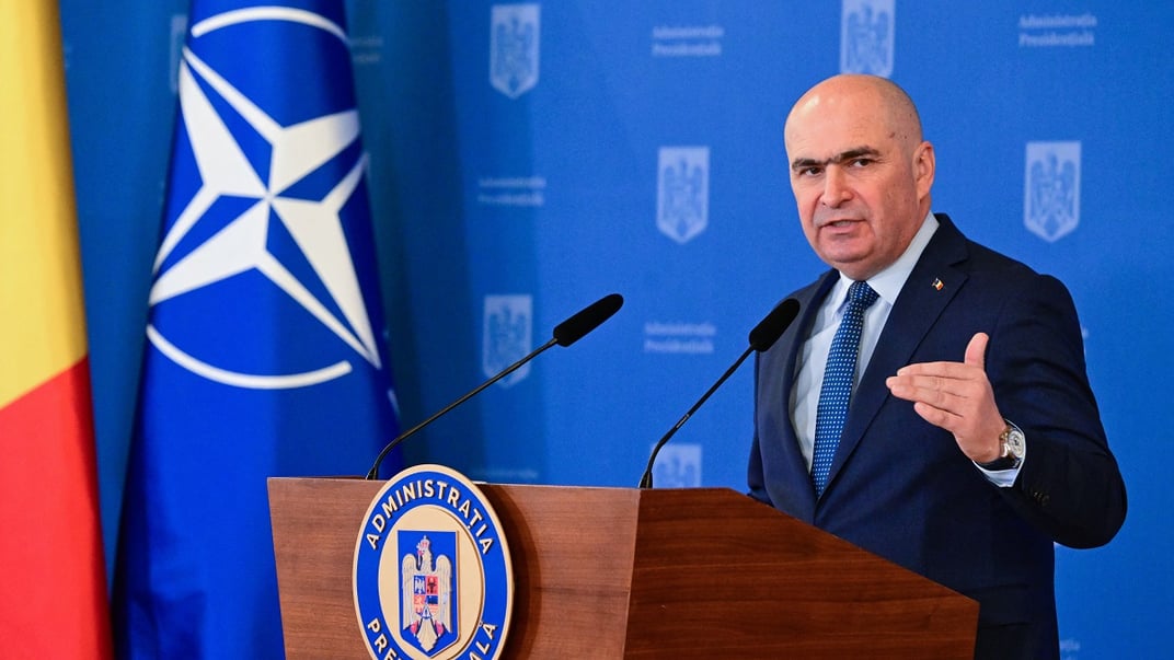 Тимчасовий президент Румунії Іліє Боложан під час своєї першої пресконференції на новій посадці, 28 лютого 2025 року