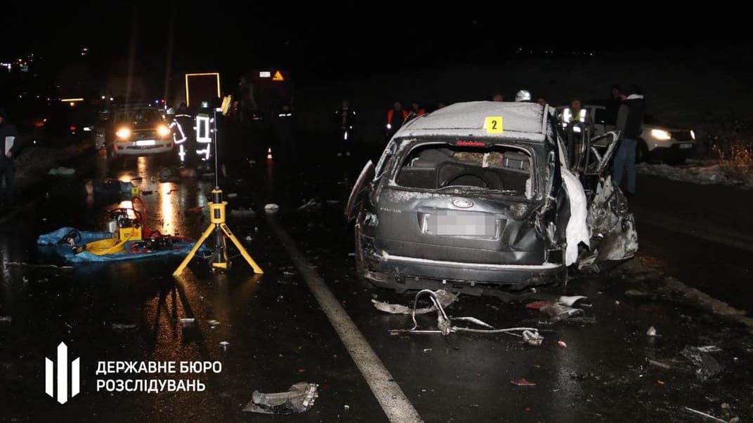 ДБР розслідує обставини аварії на Львівщині