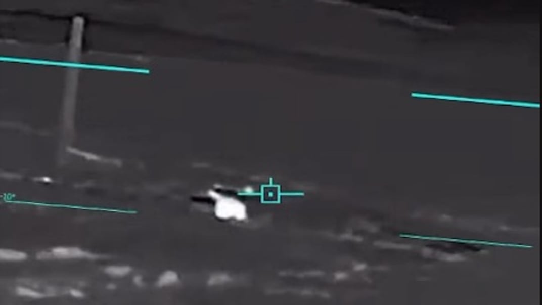 Поражение нефтебазы в Луганске