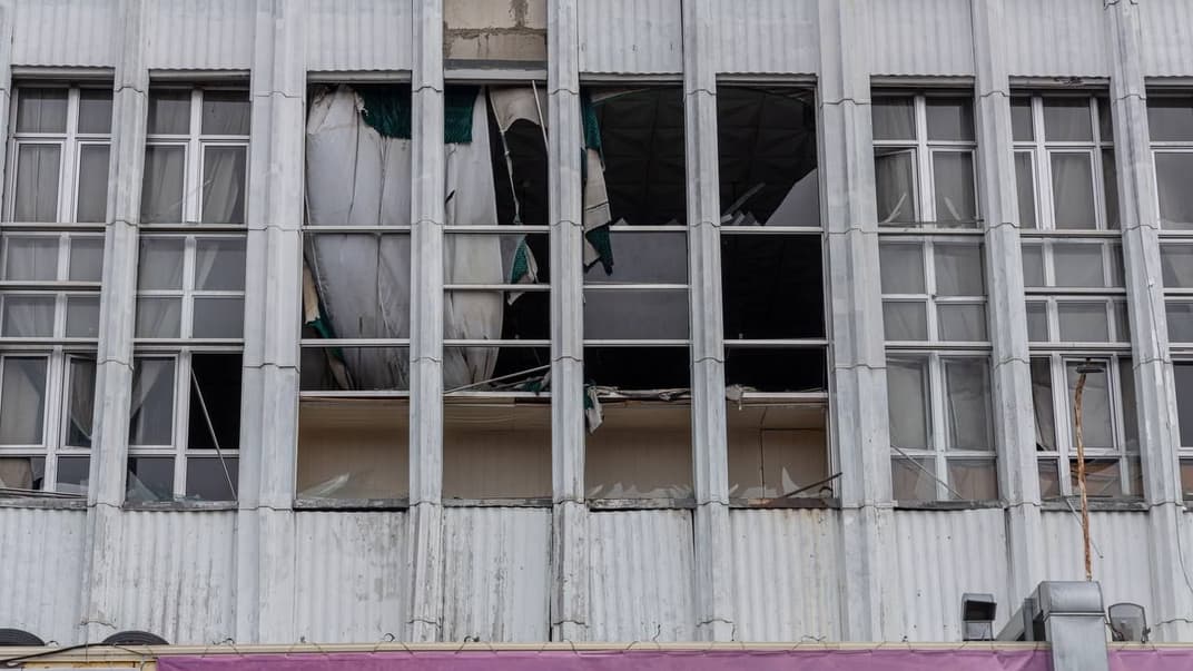 Разрушение здания в Одессе в результате ракетного удара 25 марта