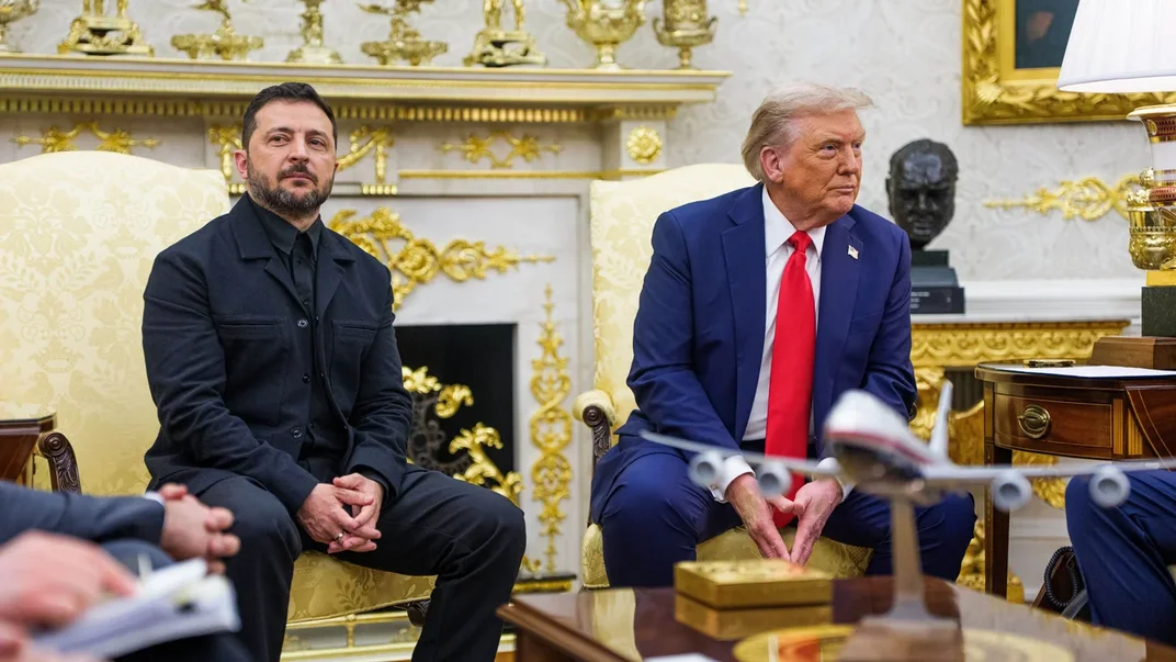 Володимир Зеленський під час пресконференції з Дональдом Трампом в Овальному кабінеті, 18 серпня 2025 року