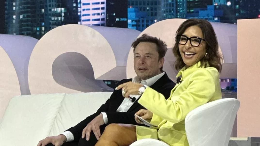 Лінда Яккаріно та Ілон Маск