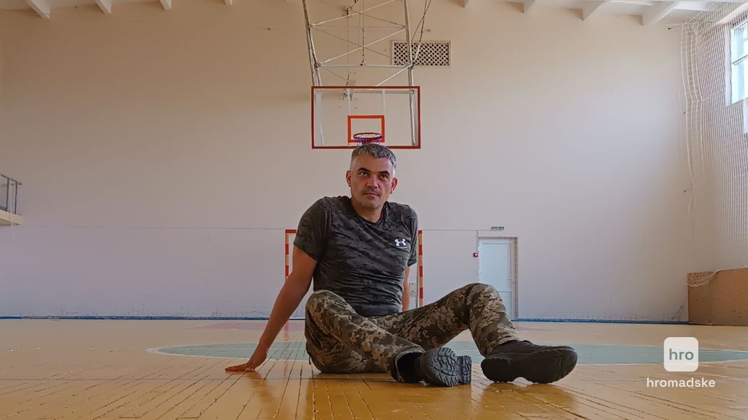 Юрий Брель в спортзале красноградского дворца спорта