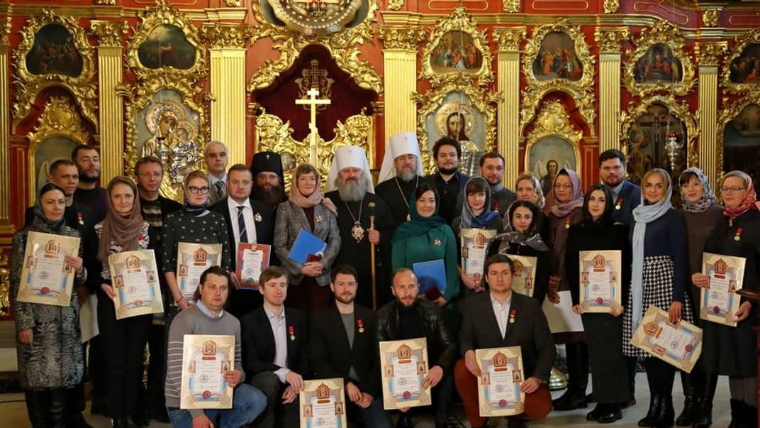 Працівники телеканалу «Інтер» на врученні нагород в Києво-Печерській лаврі