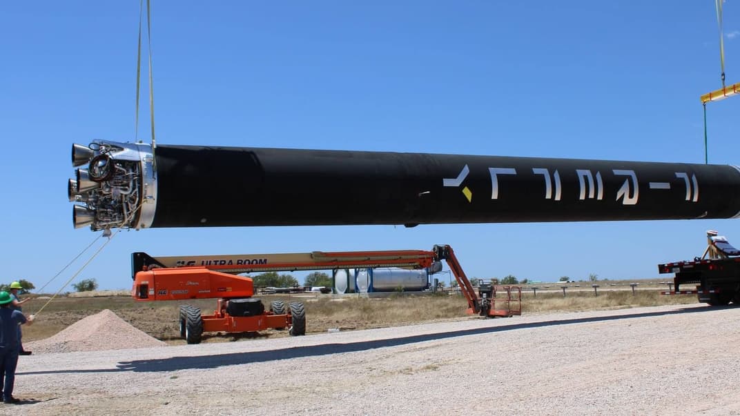 Первая ступень ракеты-носителя Firefly Alpha