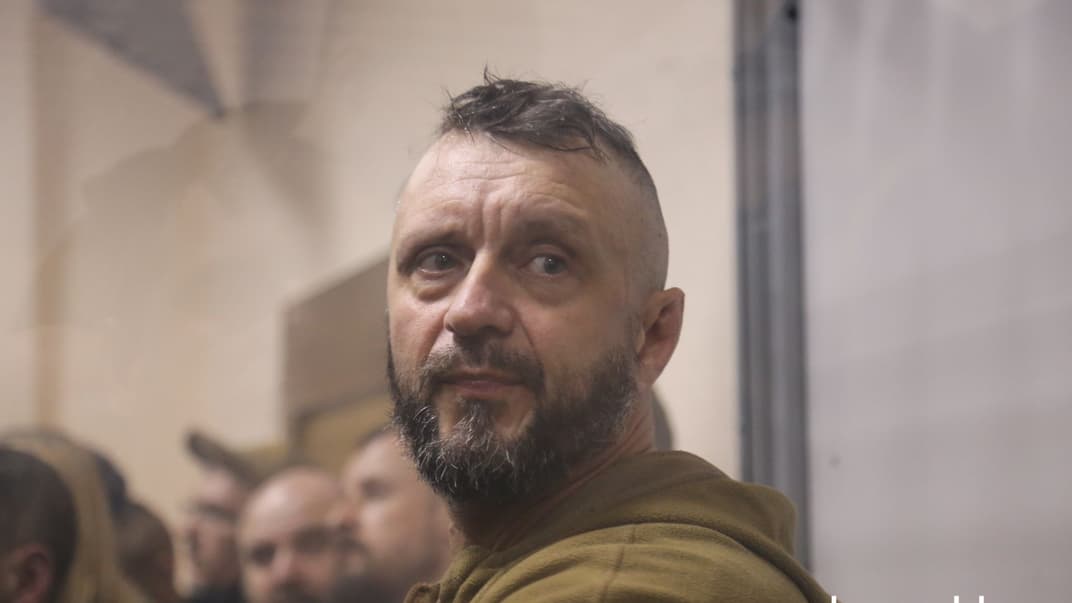 Суд отправил добровольца Антоненко под стражу, 14 декабря 2019 год