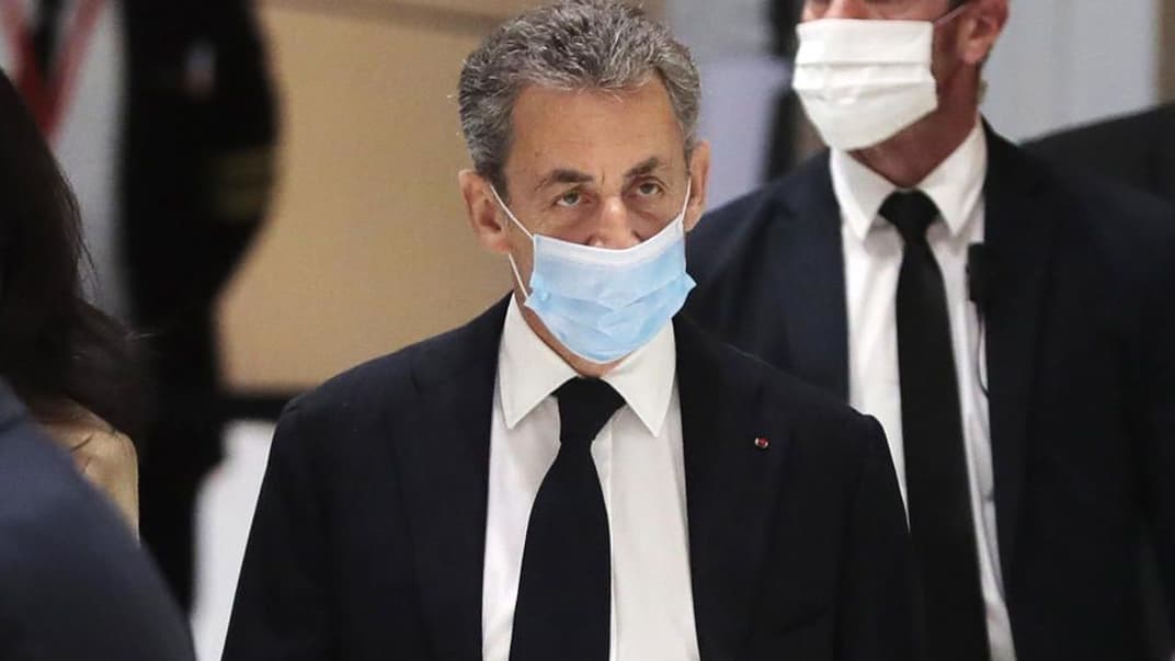 Колишній президент Франції Ніколя Саркозі у суді Парижа, де розглядається справа, в якій його звинувачують у корупції та зловживанні владою. Франція, 23 листопада 2020 року