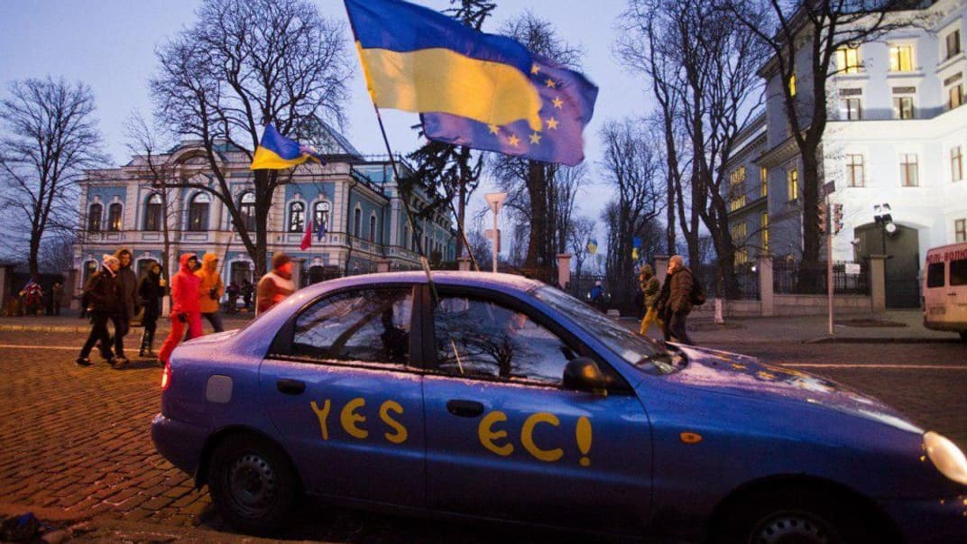 Автомобиль, присоединившийся к Автомайдану