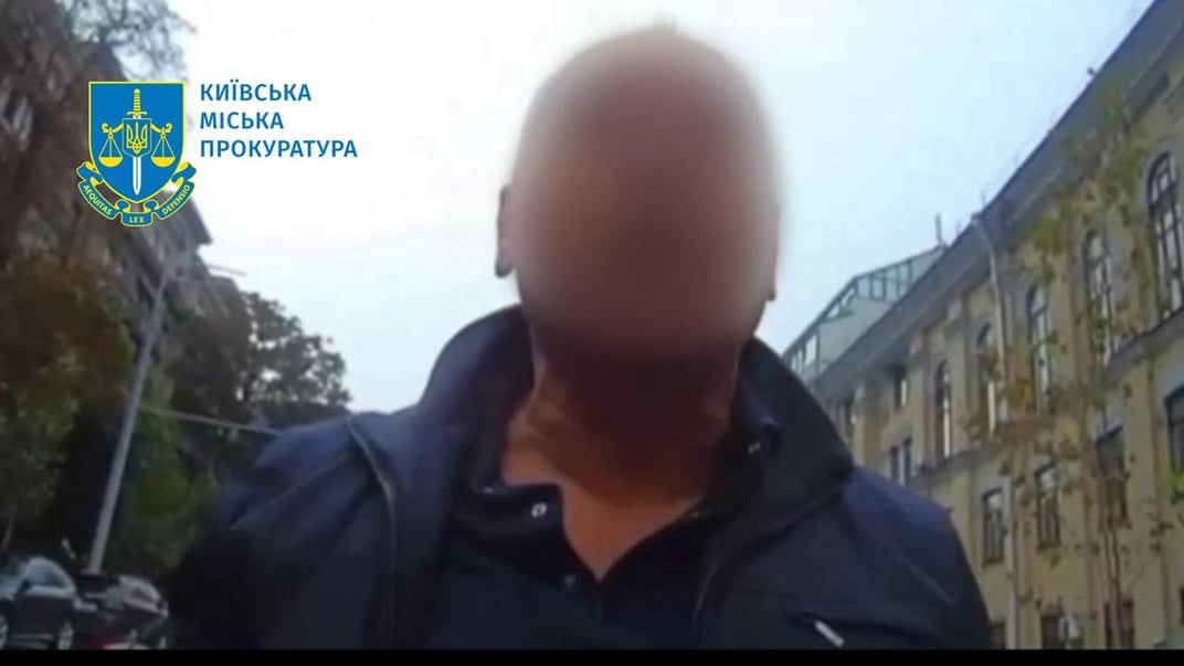 Фото из бодикамеры инспектора