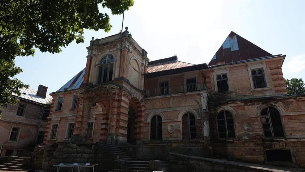 Палац Жевуських-Лянцкоронських