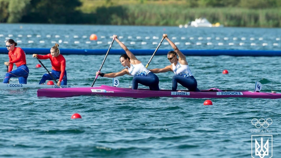 Гребцы Анастасия Рыбачок и Людмила Лузан