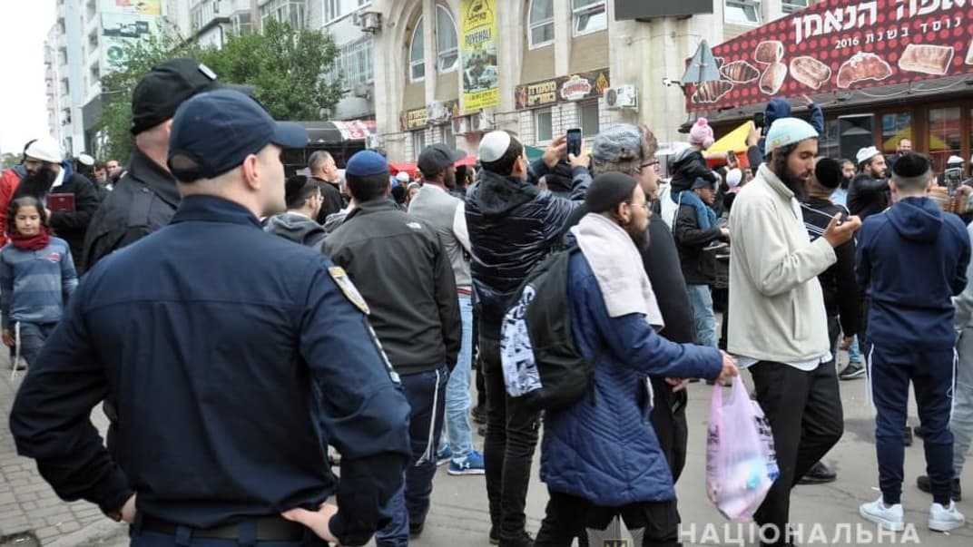 Паломники-хасиды в Умани