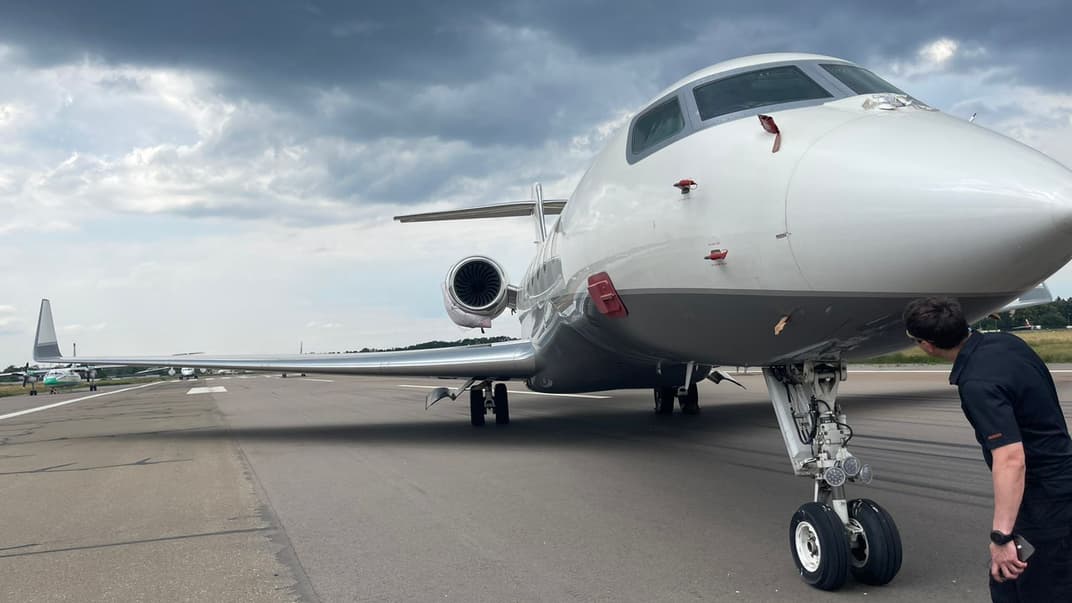 Літак Медведчука, який передали на потреби ЗСУ