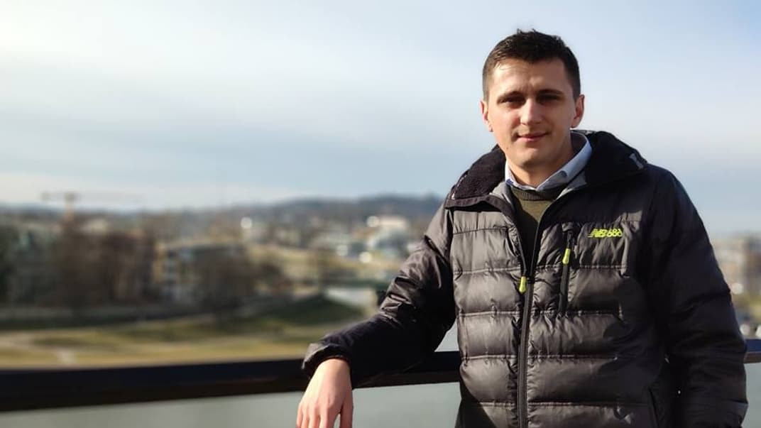 У Києві стріляли у журналіста видання «Настоящее время»: він у лікарні