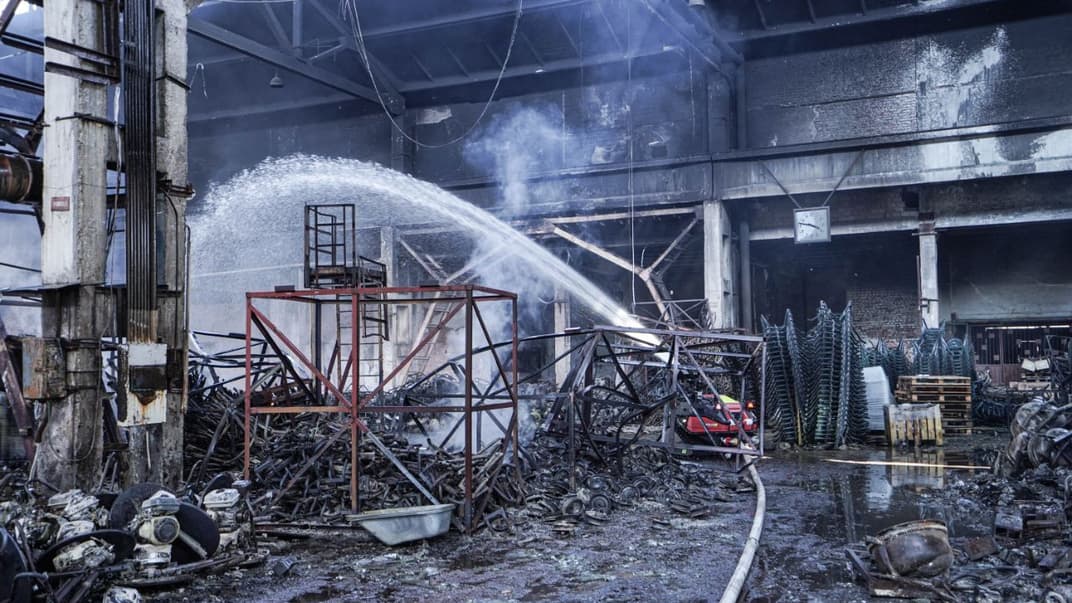 Последствия ракетного удара по складам в Тернополе, 15 мая 2023 года