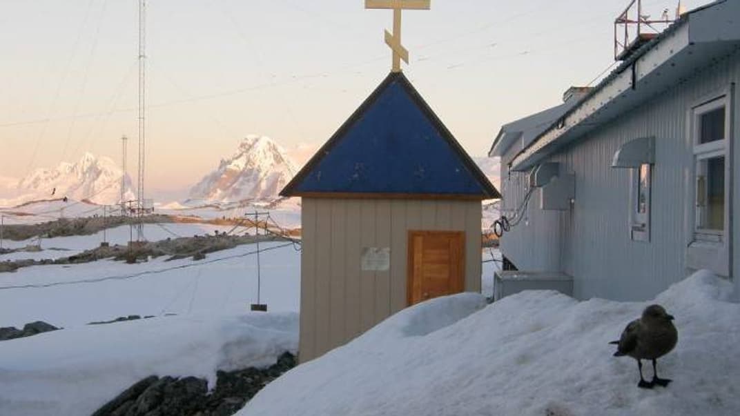 Каплиця на антарктичній станції «Академік Вернадський»