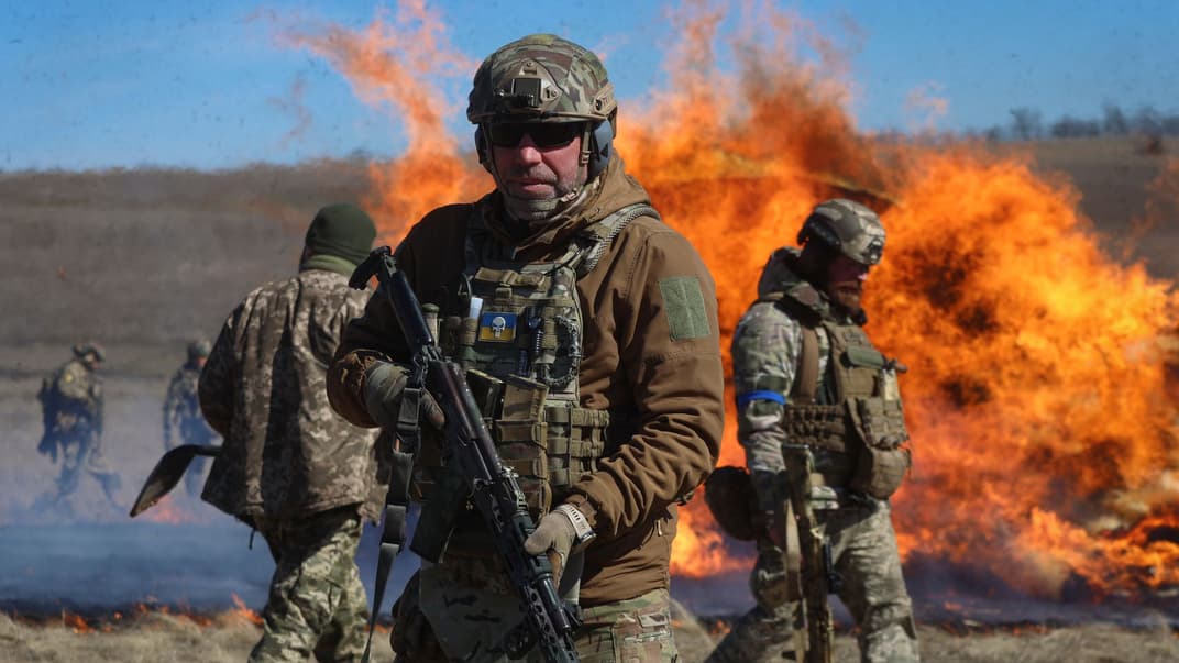 Подразделения одной из бригад территориальной обороны принимают участие в военных учениях на полигоне в Запорожской области, 14 марта 2023 года