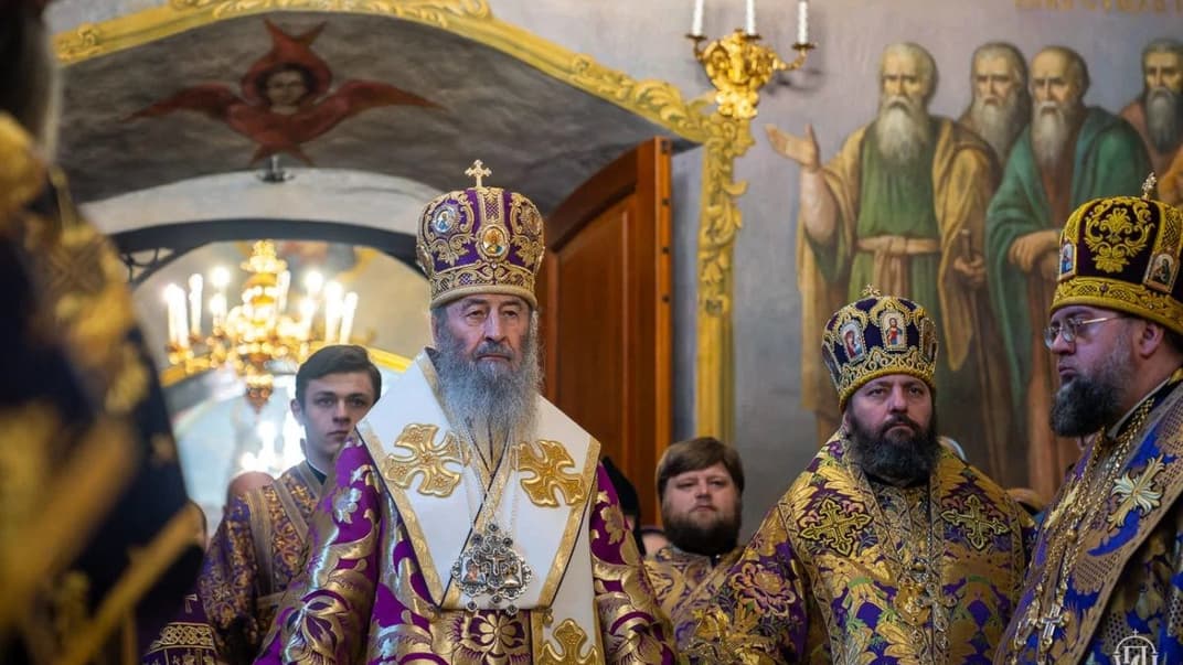 Митрополит Онуфрій під час служби в Києво-Печерській лаврі