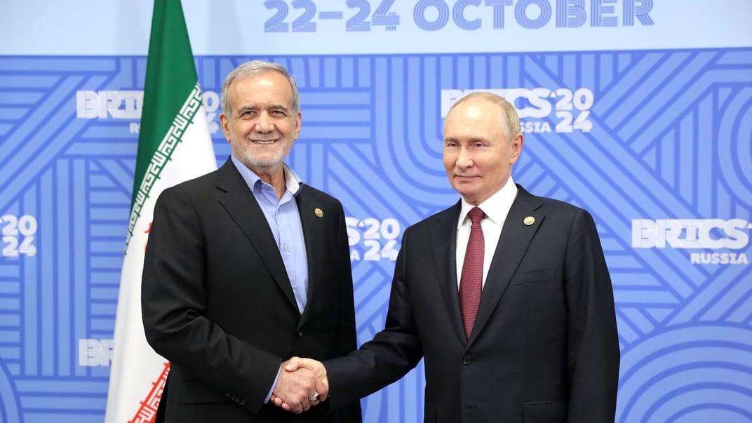 Масуд Пезешкіян та володимир путін на саміті БРІКС, 23 жовтня 2024 року