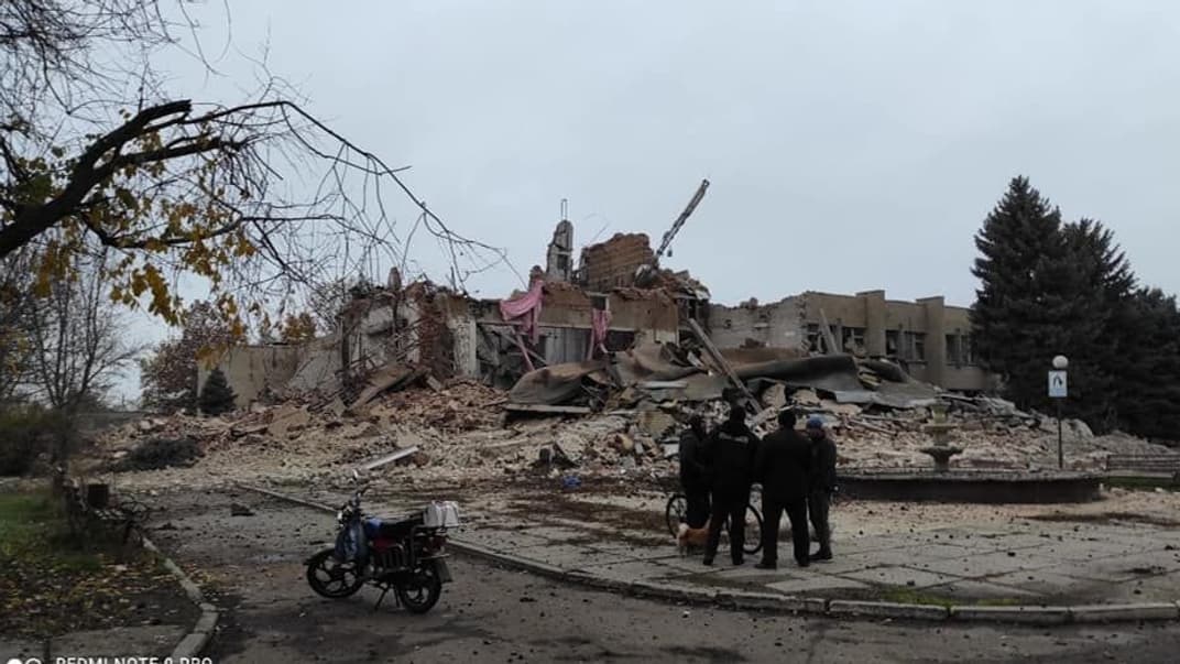 Знищений будинок культури і спорту у Гуляйполі