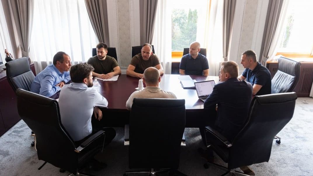 По итогам первой встречи стало очевидно, что бизнес и правоохранители иногда очень разно трактуют законодательство, заявили в Офисе главы государства